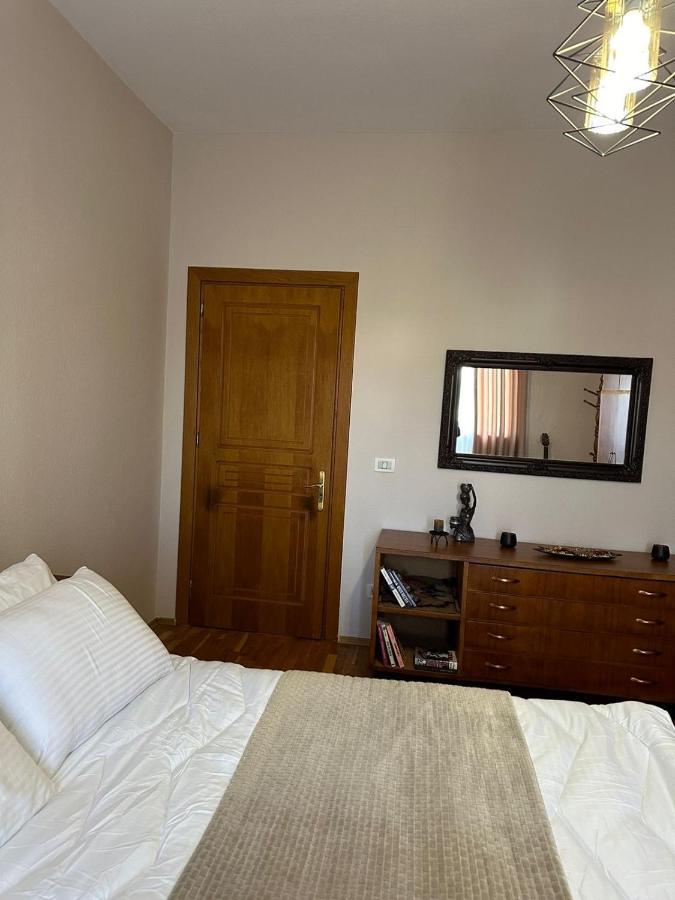 Villa Malo Guesthouse Korce Luaran gambar